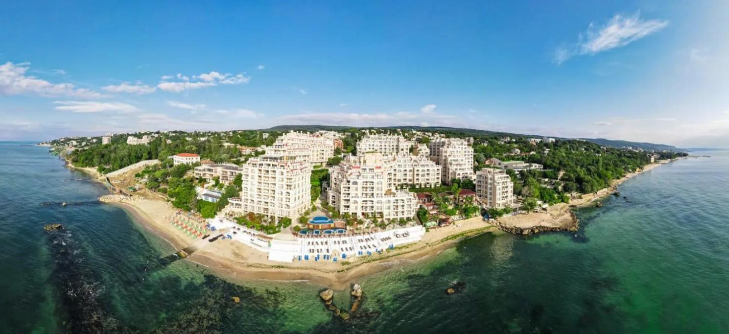 1Bd Ap In La Mer Complex Private Beach And Pool Золотые Пески Экстерьер фото